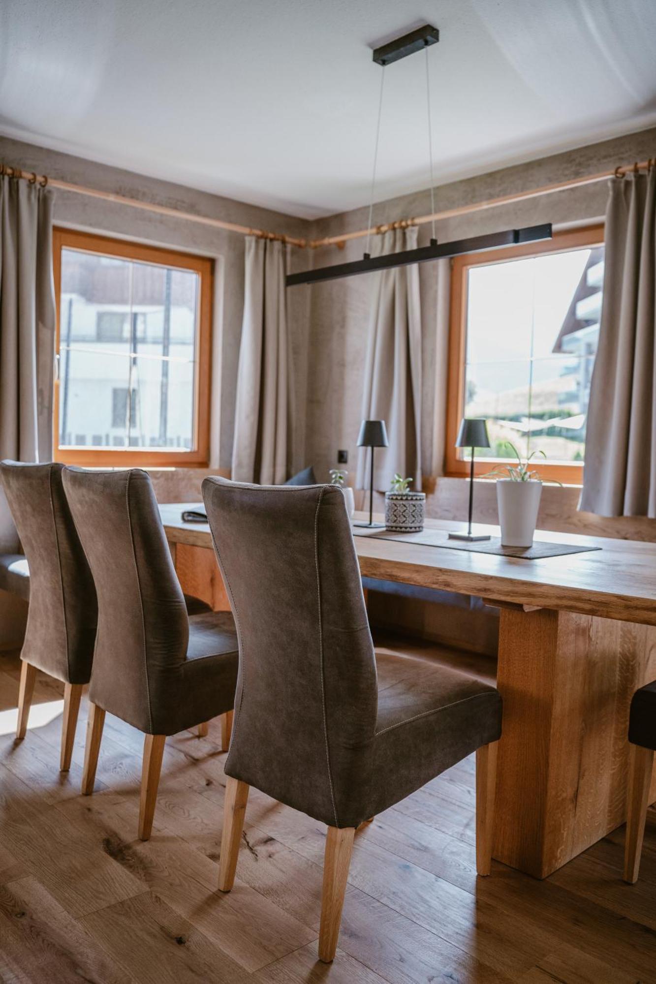 Alpenzeit Villa Ladis Bagian luar foto