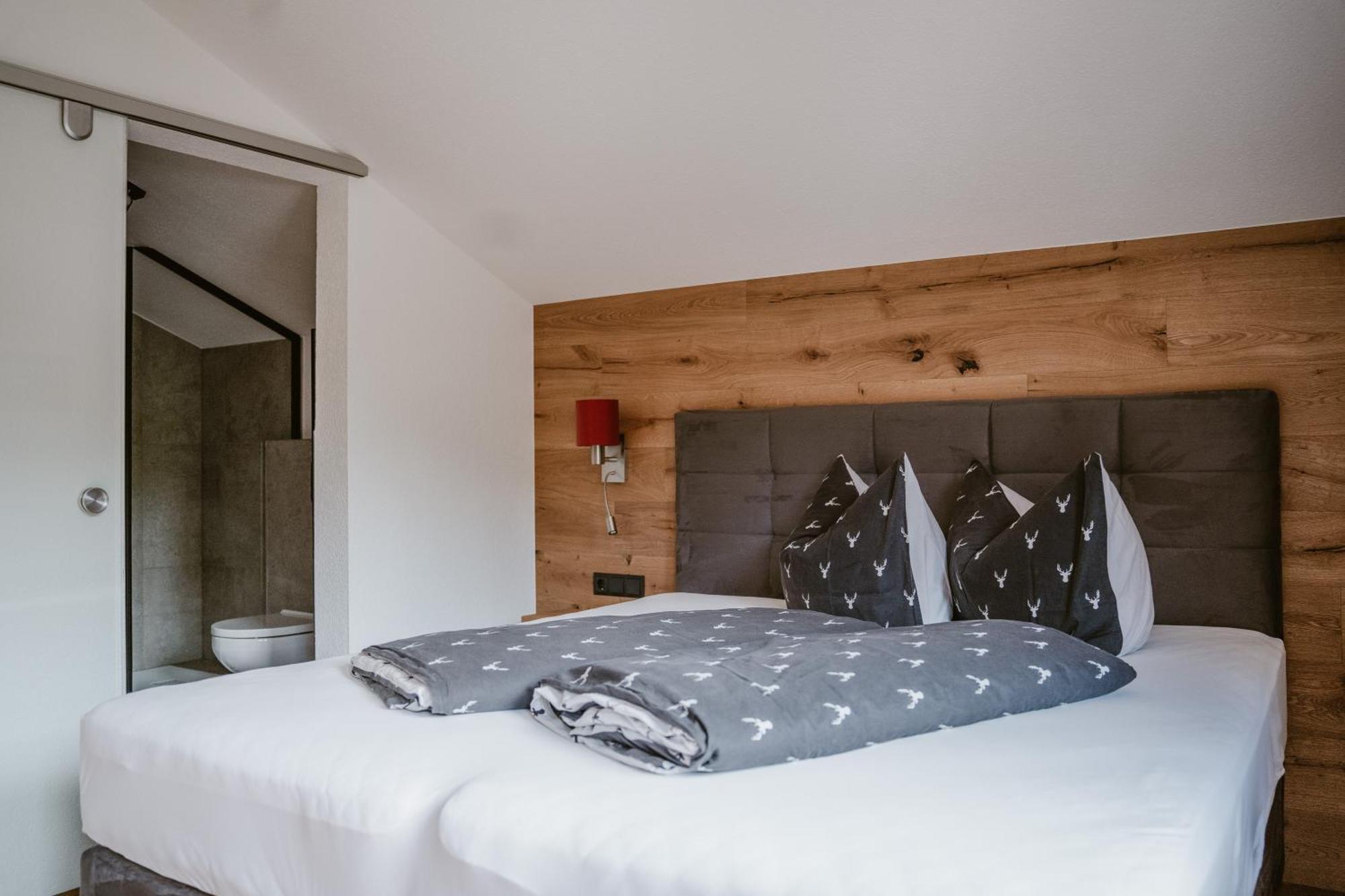 Alpenzeit Villa Ladis Bagian luar foto